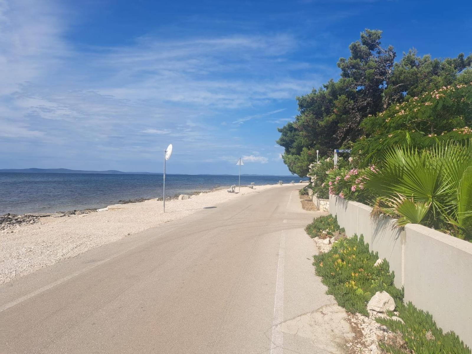 Apartmani Vukadin Vir Luaran gambar