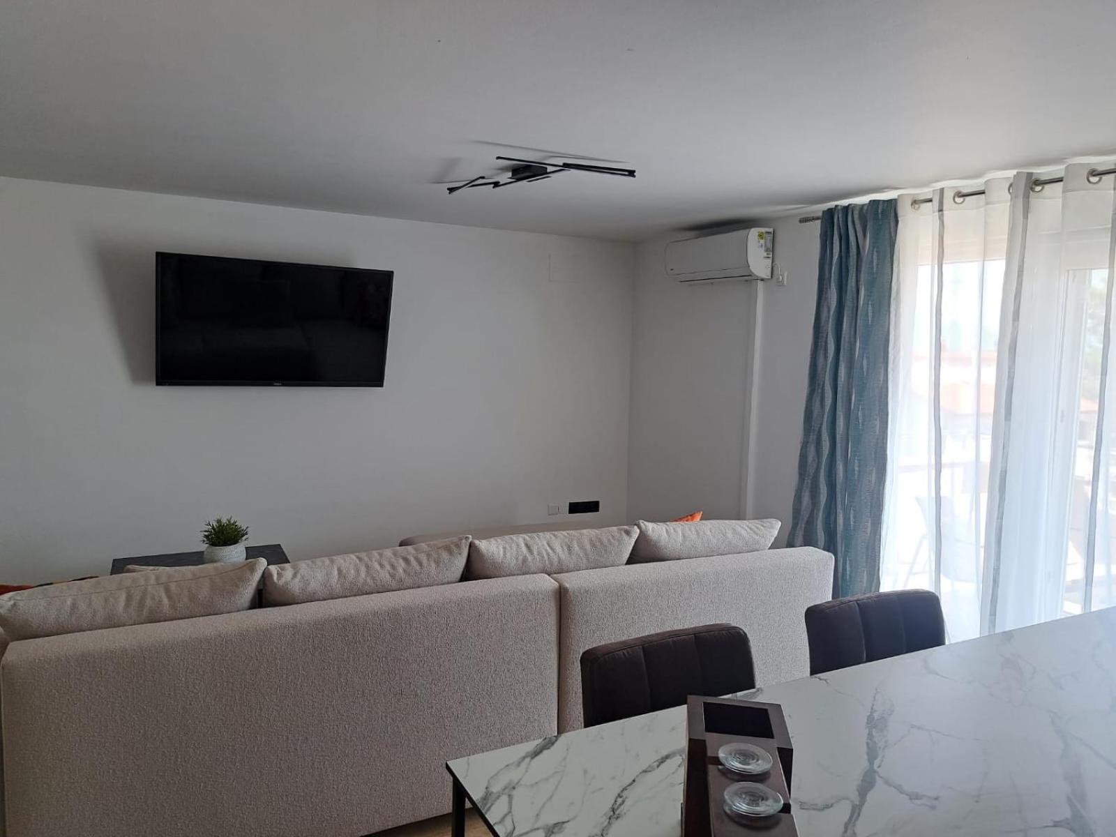 Apartmani Vukadin Vir Luaran gambar